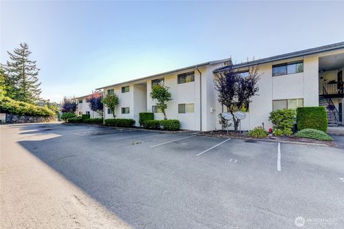8-130 E North Camano Dr, Camano Island, WA, 98282-5511 | Card Image