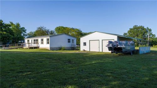 600 S 7th St, Deepwater, MO, 64740-9158 | Card Image