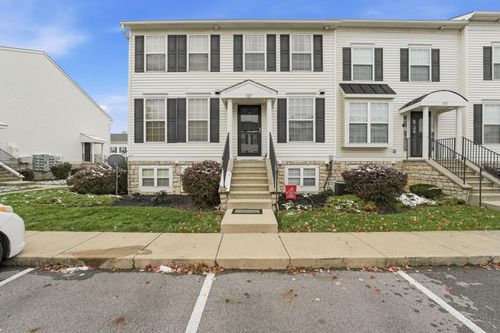 327 Lost River Dr, Blacklick, OH, 43004-8437 | Card Image