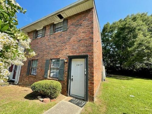 32f-6354 Shannon Pkwy, Union City, GA, 30291-2417 | Card Image