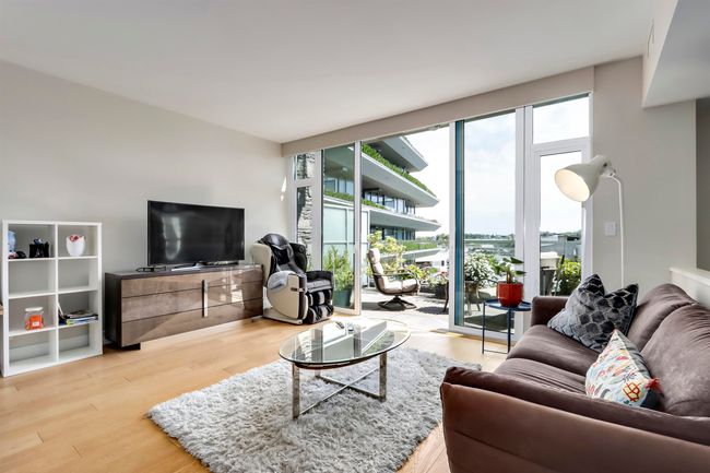 880 Arthur Erickson Place, Townhouse with 2 bedrooms, 2 bathrooms and 2 parking in West Vancouver BC | Image 5