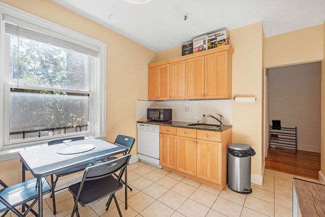 APT-33 - 1666 Commonwealth Ave, Condo with 1 bedrooms, 1 bathrooms and null parking in Boston MA | Image 9