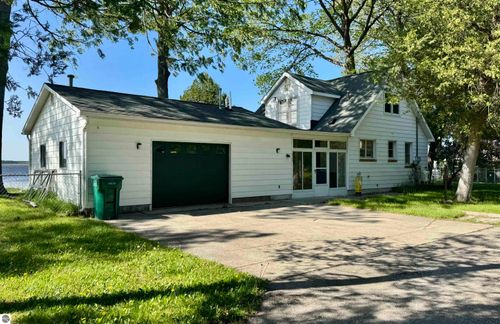 1043 Cranberry Pike, East Tawas, MI, 48730-9760 | Card Image