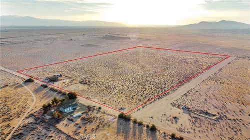 38920 Kathy Ln, Newberry Springs, CA, 92365-9055 | Card Image