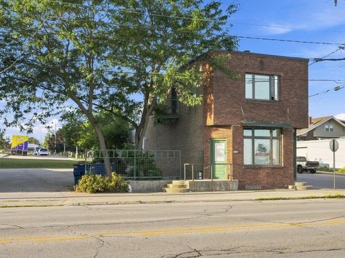 1021 Franklin Street, Manitowoc, WI, 54220 | Card Image