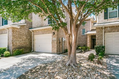 2968 Muirfield Dr, Lewisville, TX, 75067-4155 | Card Image