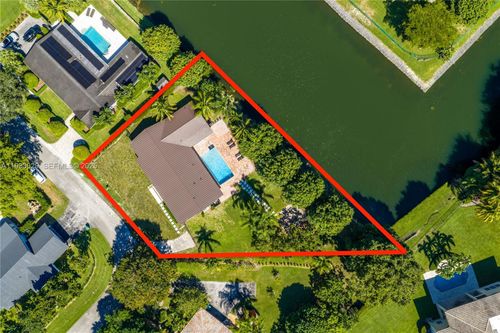 10945 Sw 75th Ct, Pinecrest, FL, 33156-3872 | Card Image