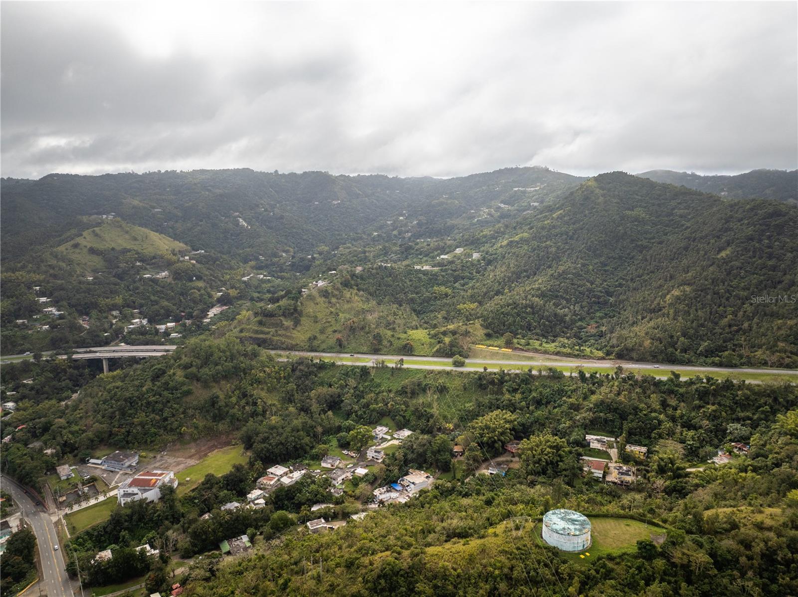 Land en venta en CAYEY, KM.HM 59 3 CARR 1, BO QUEBRADA ARRIBA