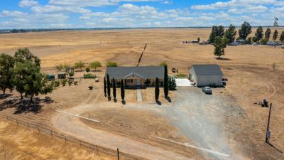 24661 Rowland Lane, House other with 3 bedrooms, 2 bathrooms and null parking in Corning CA | Image 1