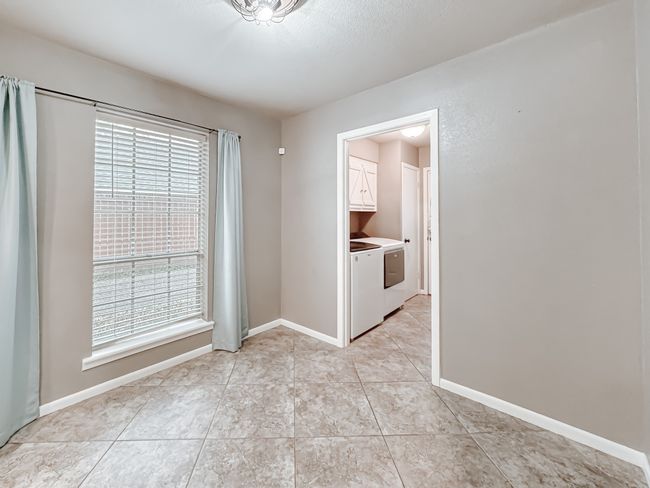 1420 Bowie Cir, House other with 3 bedrooms, 2 bathrooms and null parking in Corsicana TX | Image 11