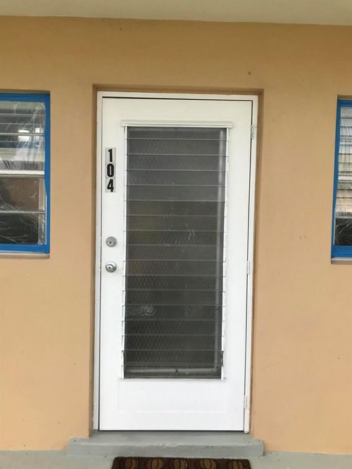 104-2102 Ne 1st Way, Boynton Beach, FL, 33435-2324 | Card Image