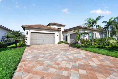 12046 Sw Laguna Bay Pkwy, Port St. Lucie, FL, 34987-7755 | Card Image