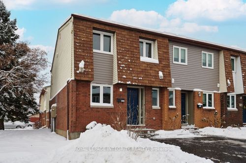 {{alt}} | Card Image