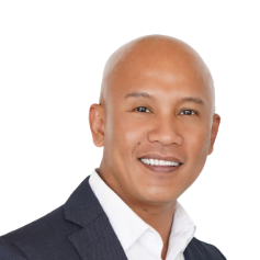 Adonis Curammeng