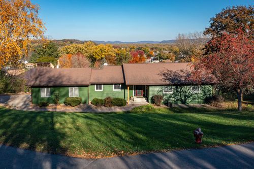 813 Stoney Point Rd, La Crescent, MN, 55947-1044 | Card Image