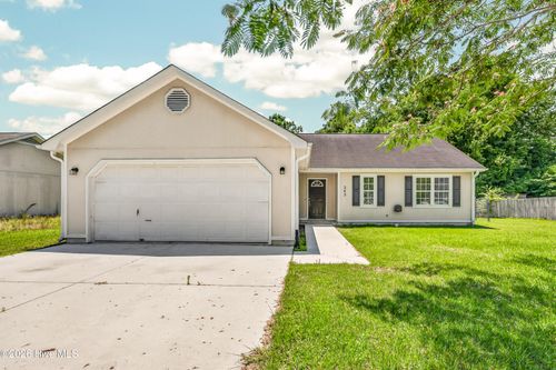 242 Zachary Ln, Hubert, NC, 28539-4541 | Card Image
