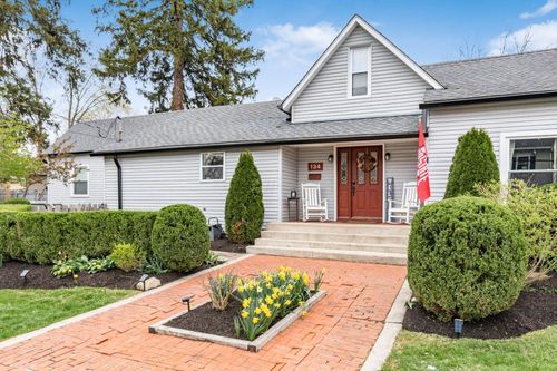 134 Short St, Gahanna, OH, 43230-3020 | Card Image