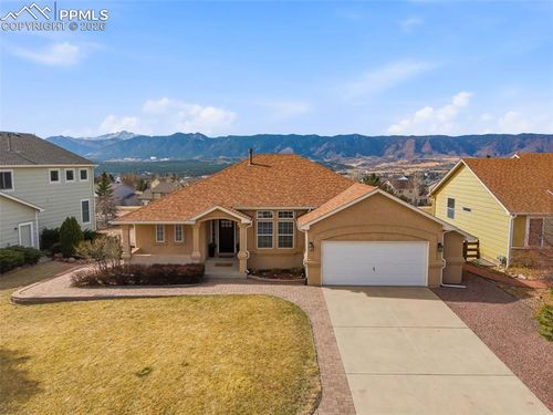 15758 Candle Creek Dr, Monument, CO, 80132-6011 | Card Image