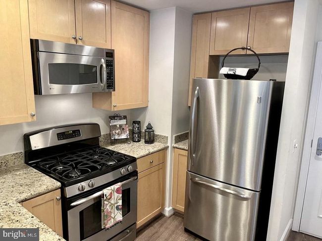 UNIT-326W - 3600 S Glebe Rd, Condo with 1 bedrooms, 1 bathrooms and null parking in ARLINGTON VA | Image 6