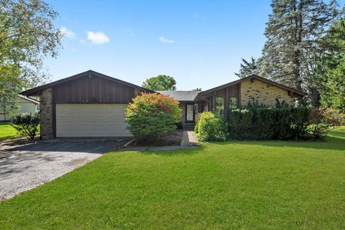 4617 Gregory St, Mchenry, IL, 60051-7987 | Card Image