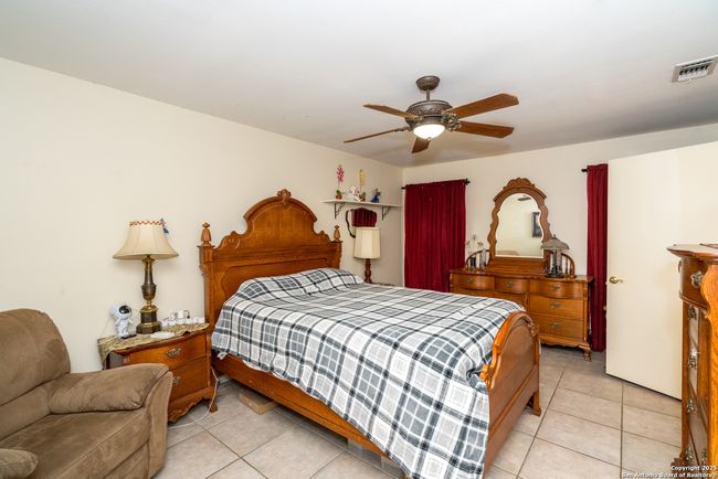 309 Crestwind Dr, House other with 5 bedrooms, 5 bathrooms and null parking in Windcrest TX | Image 24