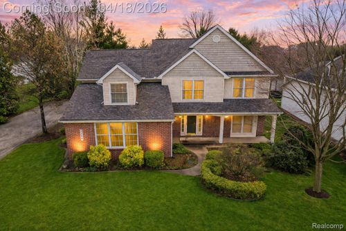 3249 Mackenzie Ct, Howell, MI, 48843-7860 | Card Image