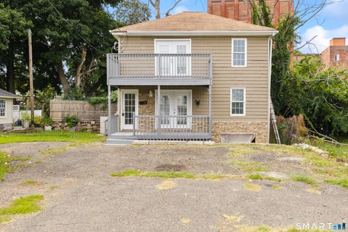 74 Twiss St, Meriden, CT, 06450-4229 | Card Image