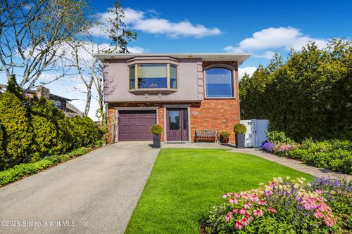 569 Jefferson Boulevard, Staten Island, NY, 10312 | Card Image