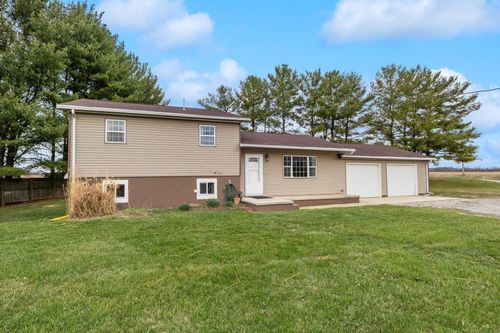 585 County Road 21, Ashley, OH, 43003-9633 | Card Image