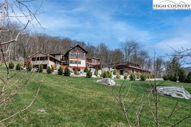 45 Dunvegan Rd, House other with 4 bedrooms, 7 bathrooms and null parking in Banner Elk NC | Image 47