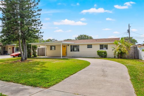 5624 63rd St N, ST PETERSBURG, FL, 33709-1752 | Card Image