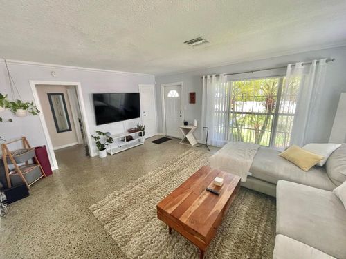 803 Ne 7th Ave, Delray Beach, FL, 33483-5707 | Card Image