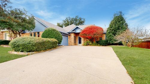 3713 Teal Ln, Bedford, TX, 76021-2740 | Card Image