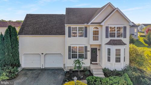 63 Stonebridge Dr, FELTON, DE, 19943-7417 | Card Image