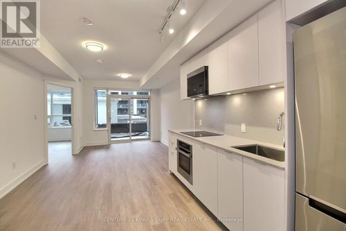 305-8 Cedarland Drive, Markham (Unionville), ON, L6G0H4 | Card Image