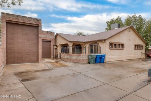 3206 E Glenn Street, Tucson, AZ, 85716 | Card Image