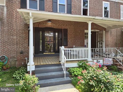 9 Manchester Ave, MEDIA, PA, 19063-3510 | Card Image