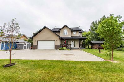 12 Cyrene Cres, House detached with 4 bedrooms, 2 bathrooms and 2 parking in Gull Lake AB | Image 2