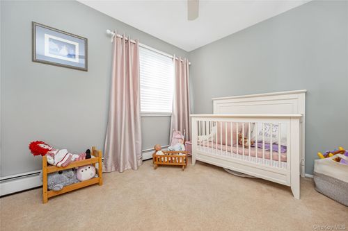 28 Clipper Dr, Northport, NY, 11768-1512 | Card Image