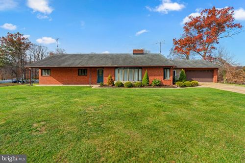 1 Randell Ave, PERRY HALL, MD, 21128-9556 | Card Image