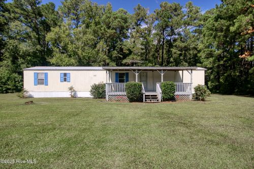 6952 Reed Trl Nw, Ocean Isle Beach, NC, 28469-3593 | Card Image