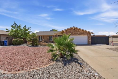 2051 E Pueblo Ave, Mesa, AZ, 85204-3709 | Card Image