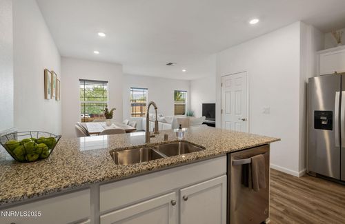 444 Autumn Breeze Cir, Reno, NV, 89511-8616 | Card Image