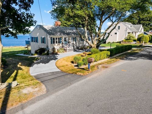 22 Riverside Dr, Berkley, MA, 02779-2311 | Card Image