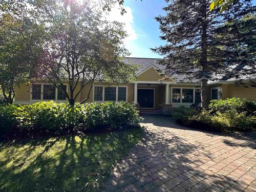 29 Campfire Circle, Alton, NH, 03809 | Card Image