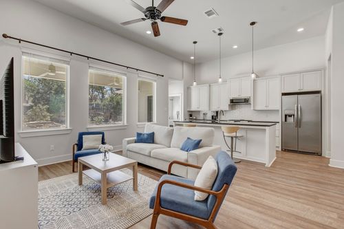 21814 Bluejay Blvd, Lago Vista, TX, 78645-7713 | Card Image