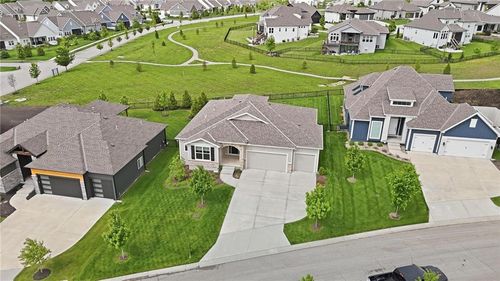 17404 Richards St, Overland Park, KS, 66221 | Card Image