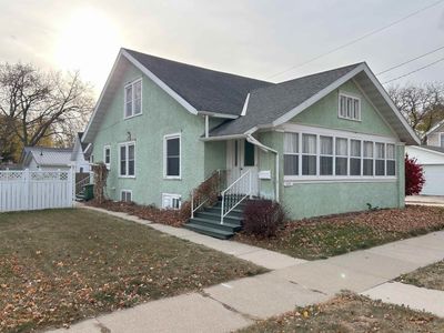 204 Spriggs Street, House other with 3 bedrooms, 1 bathrooms and null parking in Charles City IA | Image 1