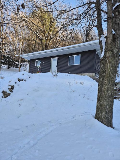 645 S Rosa St, RICHLAND CENTER, WI, 53581-2643 | Card Image