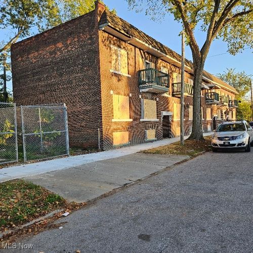 3425 E 128th St, Cleveland, OH, 44120-4446 | Card Image